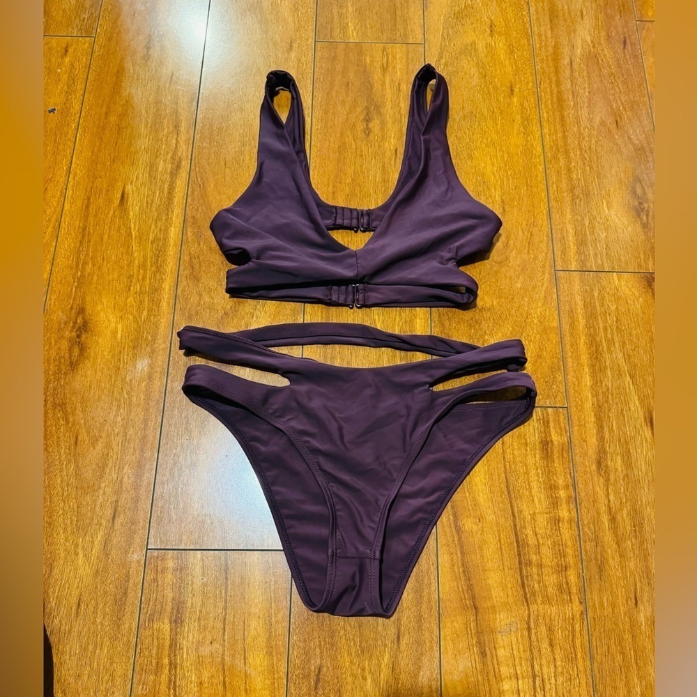 TOBI women swiming two pieces bikinis size m